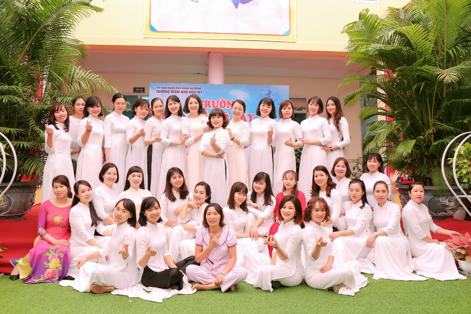 Họa My hạnh phúc