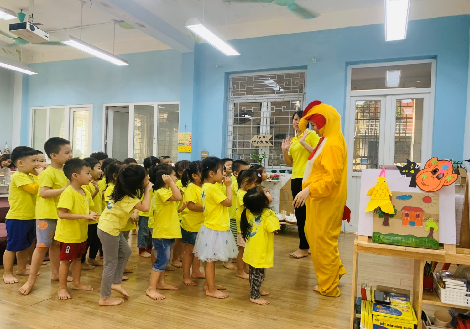 TẠO HÌNH SÁNG TẠO CÙNG BÉ YÊU