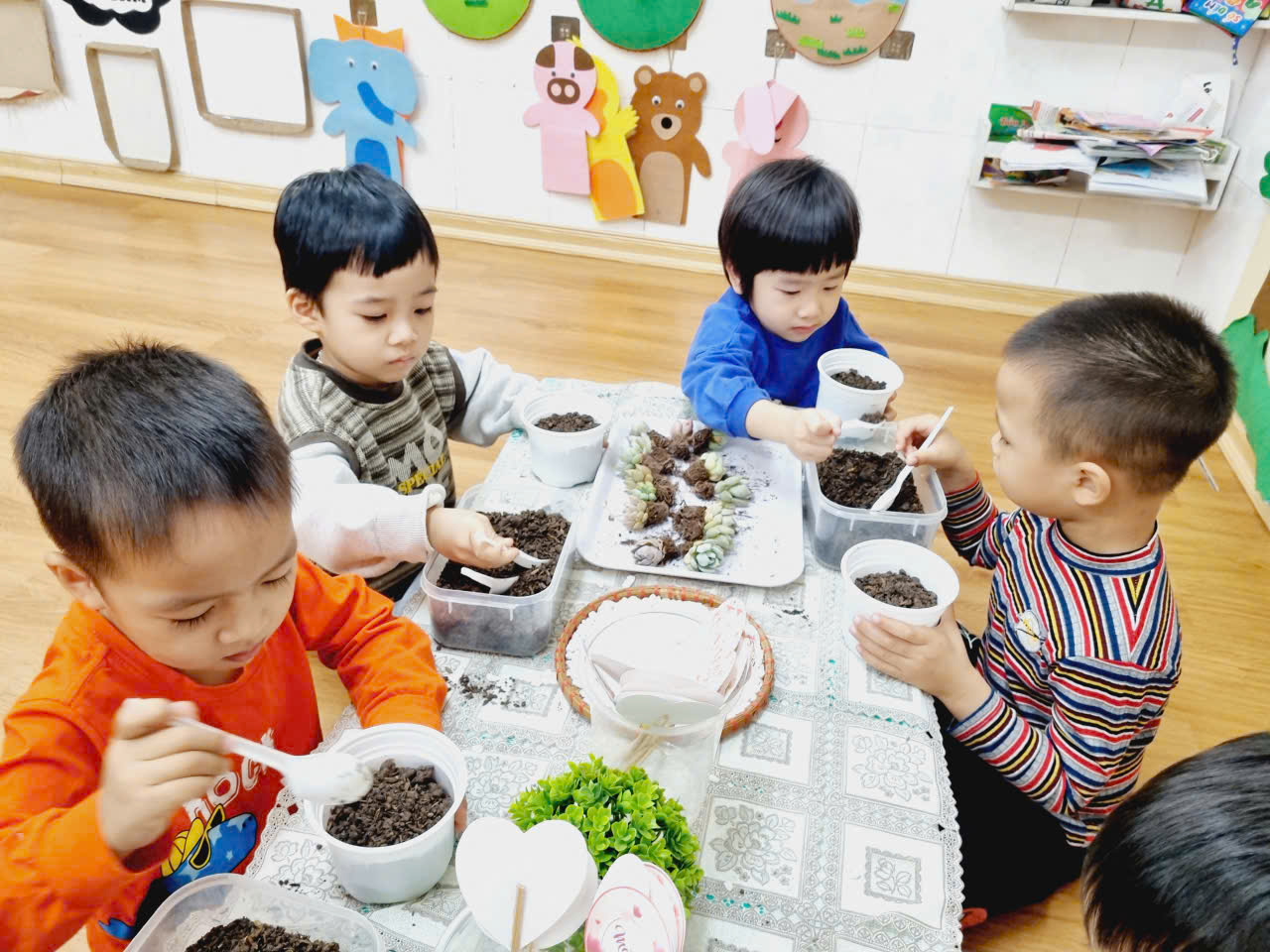 CHUỐI HOẠT ĐỘNG CHÀO MỪNG NGÀY 8/3